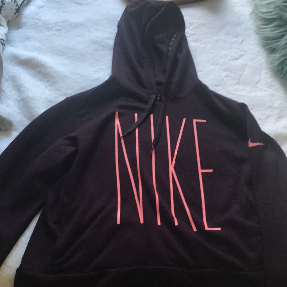 Nike sweatshirt